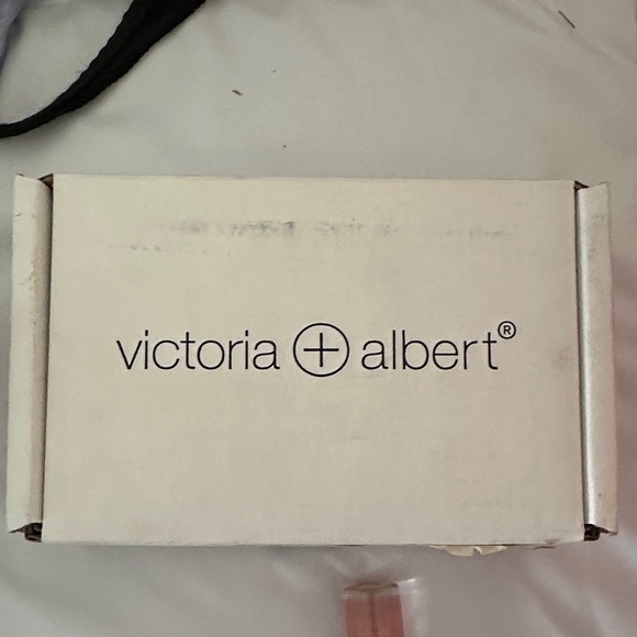 victoria + albert Other - Luxury Victoria + Albert White Bath Accessory (X)